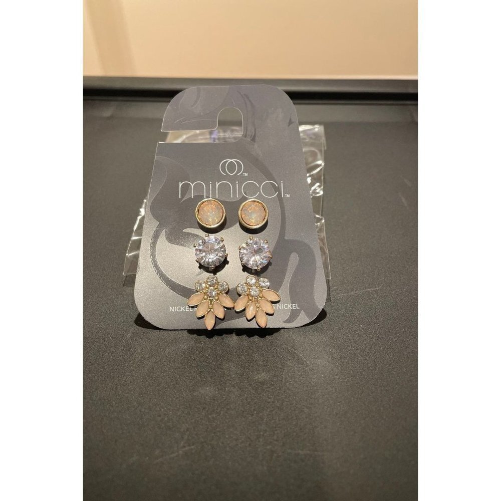 3‎ pairs Minicci Earrings A1 011